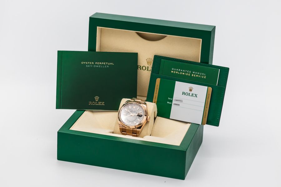 Rolex Sky-Dweller 326935